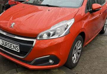 Peugeot 208 133.000 km 5.999 &euro; Duisburg 47226