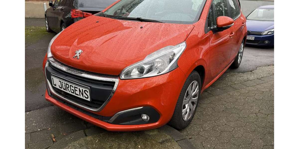 Peugeot 208 133.000 km 5.999 &euro; Duisburg 47226