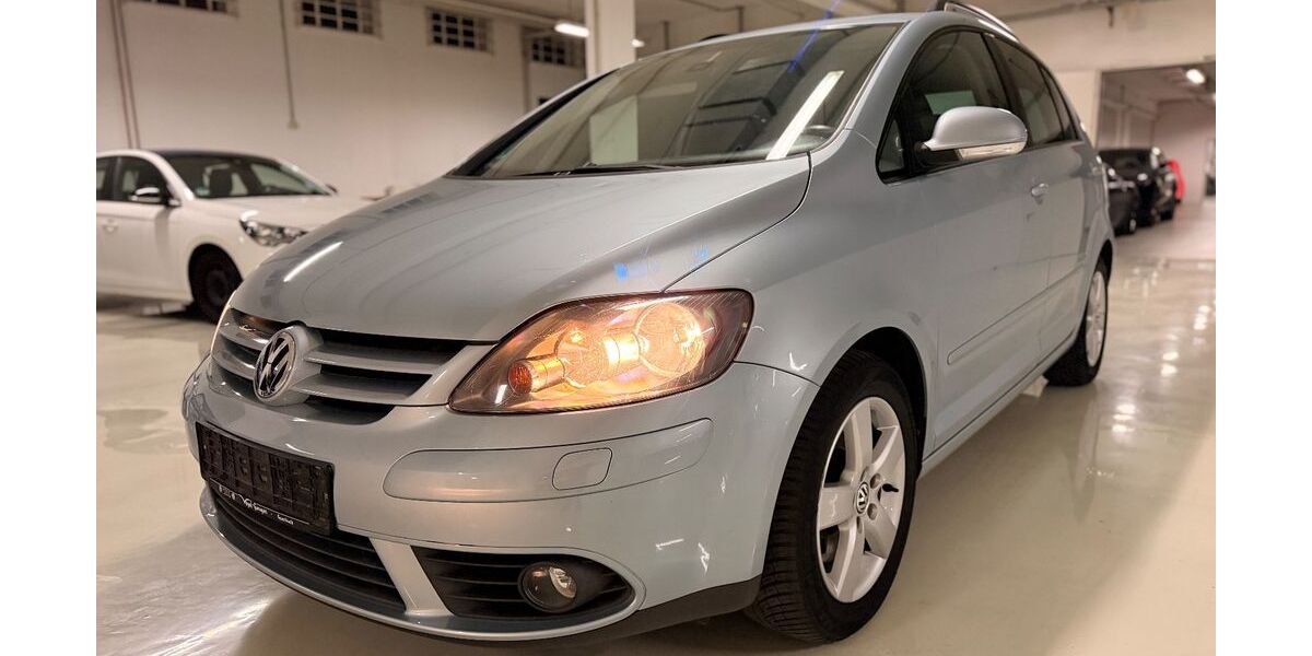 VW Golf 133.896 km 4.999 &euro; Düsseldorf 40233