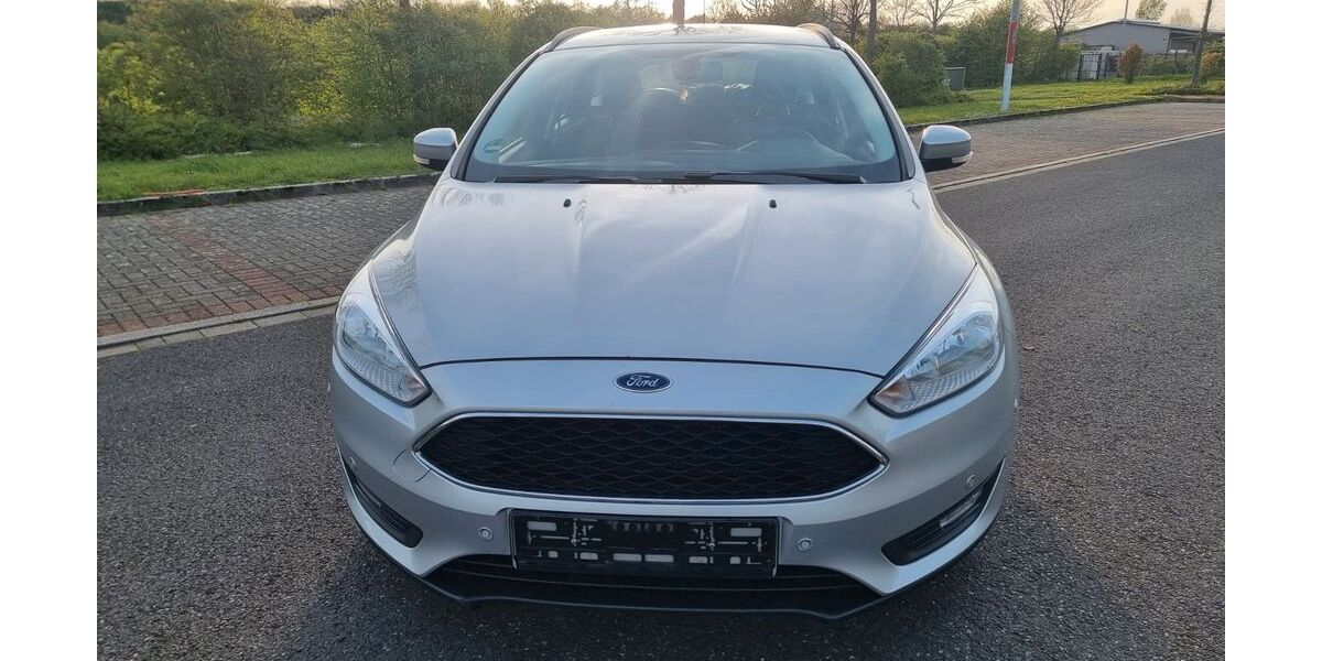 Ford Focus 158.857 km 8.300 &euro; Neuss 41470