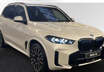 BMW X5 4.000 km 102.890 &euro; Moers 47441
