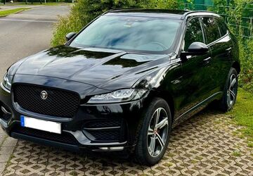 Jaguar F-Pace 143.000 km 18.000 &euro; Duisburg 47198