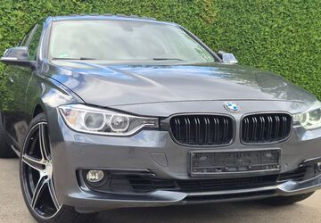 BMW 320 132.000 km 14.300 &euro; Essen 45356