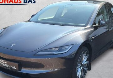 Tesla Model 3 76.987 km 35.350 &euro; Kaarst 41564