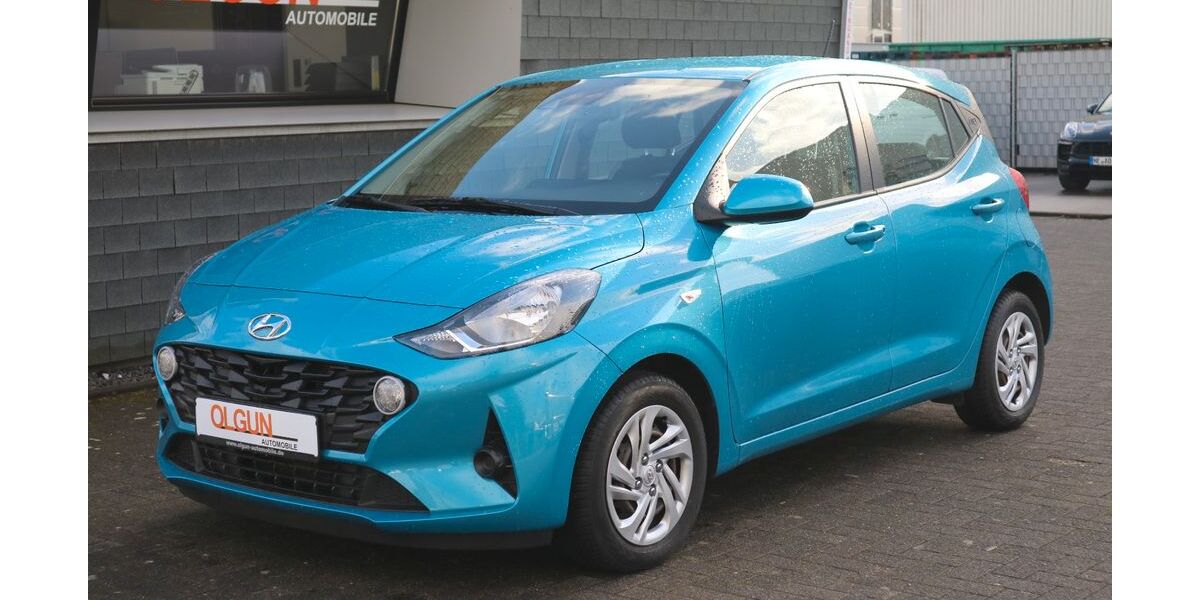 Hyundai i10 29.987 km 12.490 &euro; Neuss 41469