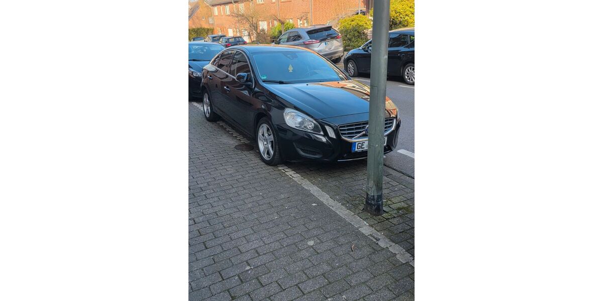 Volvo S60 195.200 km 7.250 &euro; Gelsenkirchen 45894