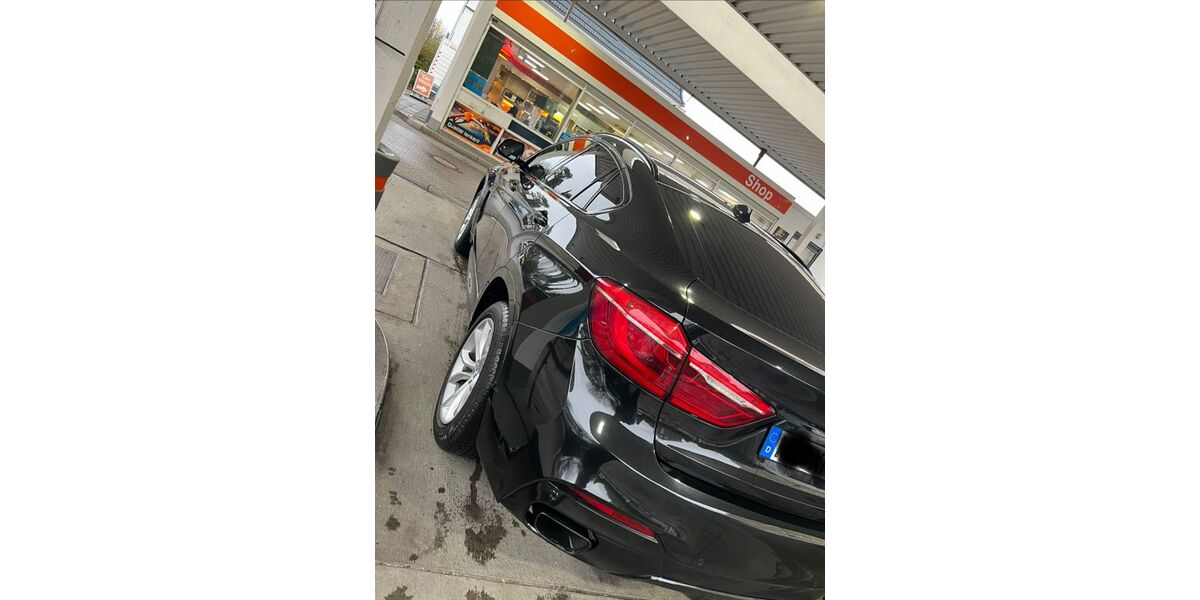 BMW X6 M50 220.000 km 22.999 &euro; Gelsenkirchen 45899