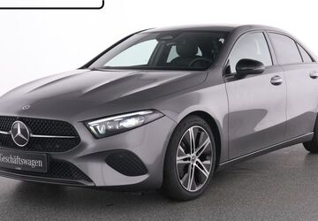 Mercedes-Benz A 180 3.688 km 31.950 &euro; Essen 45309