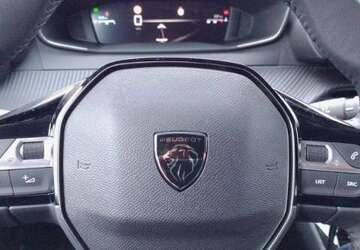 Peugeot 208 5.000 km 18.990 &euro; Duisburg 47059