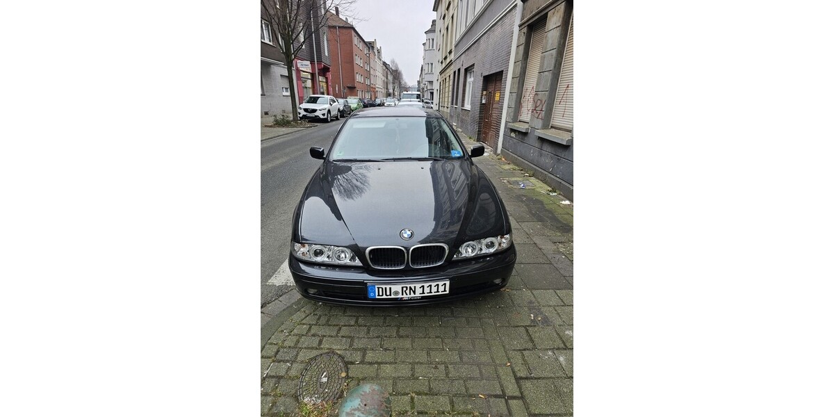 BMW 525 313.000 km 4.200 &euro; Duisburg 47051
