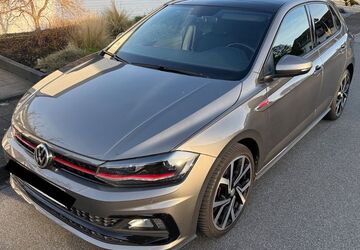 VW Polo 110.000 km 17.900 &euro; Düsseldorf 40231