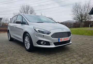 Ford S-Max 100.500 km 16.300 &euro; Neuss OT Barbaraviertel 41460