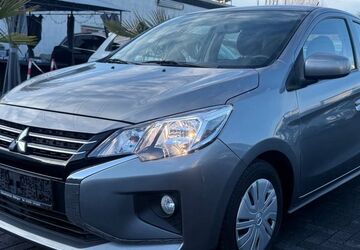 Mitsubishi Space Star 27.460 km 8.250 &euro; Düsseldorf OT Vennhausen 40627