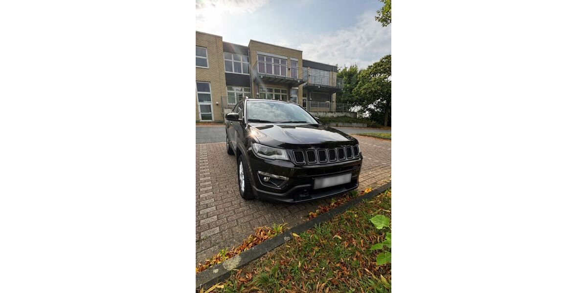 Jeep Compass 82.202 km 18.000 &euro; Essen 45128