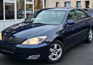 Toyota Camry 198.000 km 4.990 &euro; Mülheim an der Ruhr 45476