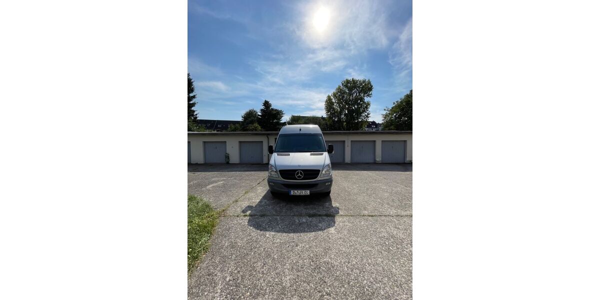 Mercedes-Benz Sprinter 260.000 km 19.500 &euro; Düsseldorf 40229