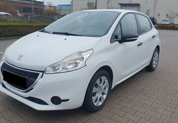 Peugeot 208 98.000 km 3.500 &euro; Krefeld 47804