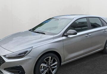 Hyundai i30 5.350 km 22.590 &euro; Düsseldorf 40233