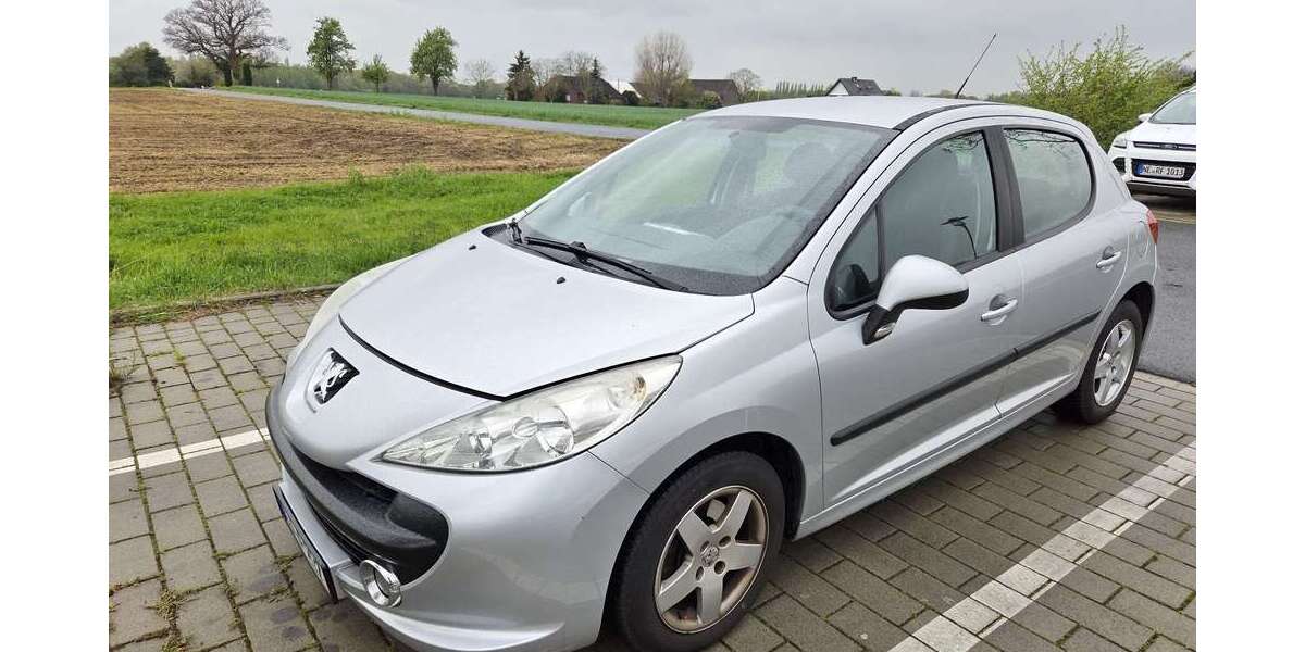 Peugeot 207 178.000 km 1.900 &euro; Meerbusch 40667