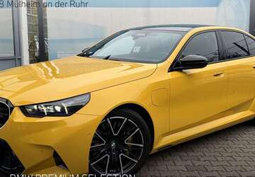 BMW M5 3.000 km 129.880 &euro; Mülheim an der Ruhr 45478