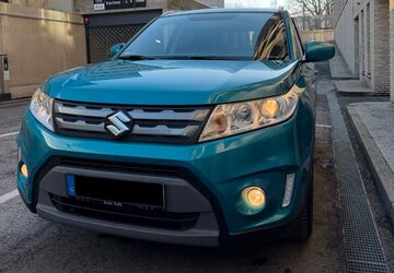 Suzuki Vitara 144.000 km 8.200 &euro; Düsseldorf 40227