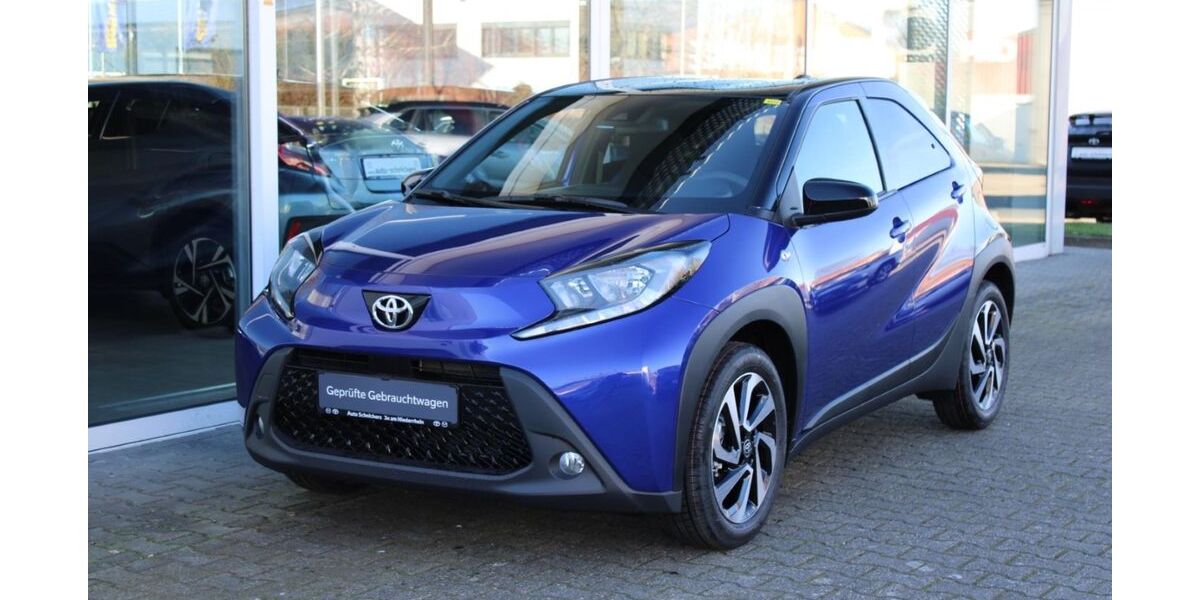 Toyota Aygo (X) 3.339 km 17.990 &euro; Moers 47441