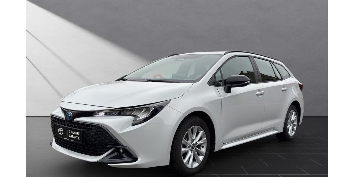 Toyota Corolla 19.836 km 26.450 &euro; Wesel 46485