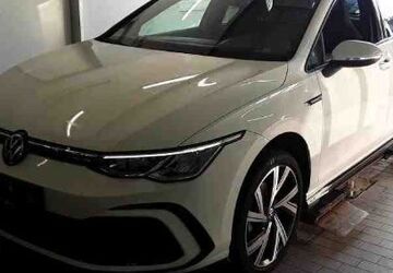 VW Golf 20.340 km 25.750 &euro; Duisburg 47178