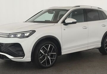 VW Tiguan 10.500 km 47.984 &euro; Düsseldorf 40233