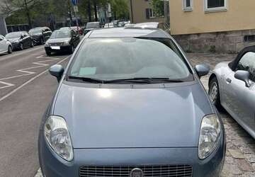 Fiat Grande Punto 156.000 km 1.999 &euro; Dinslaken 46537