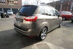 Ford Grand C-Max SYNC Edit. 1,6L/110KW Klima+SHZ+PDC 170.000 km 5.999 &euro; Neuss 41462