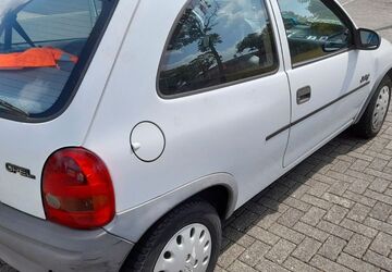 Opel Corsa 189.000 km 2.999 &euro; Düsseldorf 40237