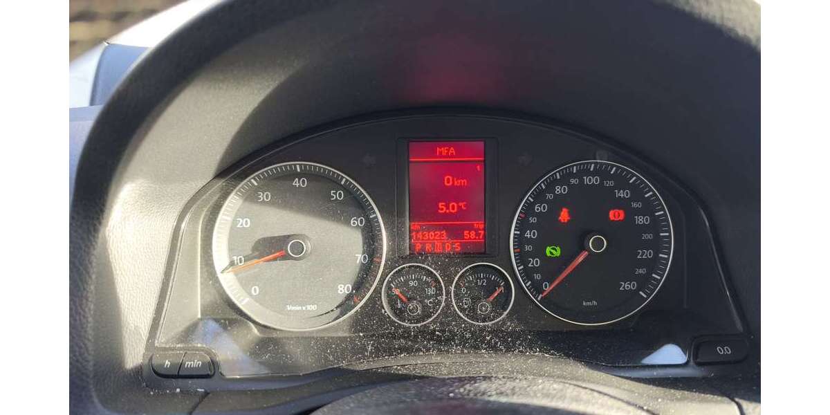 VW Jetta 143.000 km 7.500 &euro; Hünxe 46569