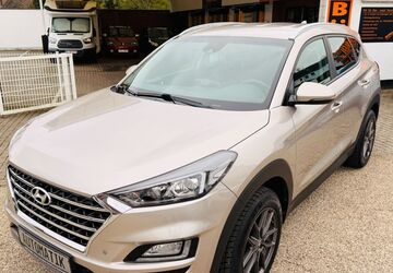 Hyundai TUCSON 112.800 km 16.980 &euro; Moers 47445