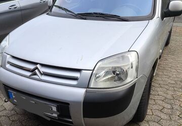 Citroen Berlingo 126.000 km 3.499 &euro; Issum 47661