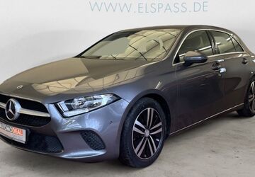 Mercedes-Benz A 180 62.552 km 22.488 &euro; Dinslaken 46539
