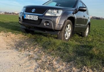 Suzuki Grand Vitara 129.000 km 8.800 &euro; Krefeld 47805