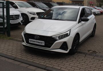 Hyundai i20 48.000 km 15.850 &euro; Duisburg 47139