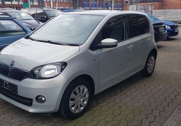Skoda Citigo 135.100 km 5.499 &euro; Düsseldorf 40231