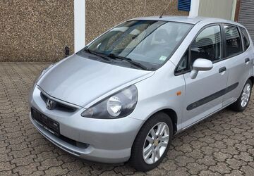 Honda Jazz 172.000 km 2.999 &euro; Moers 47441