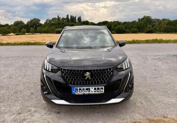 Peugeot 2008 78.000 km 16.250 &euro; Duisburg 47228