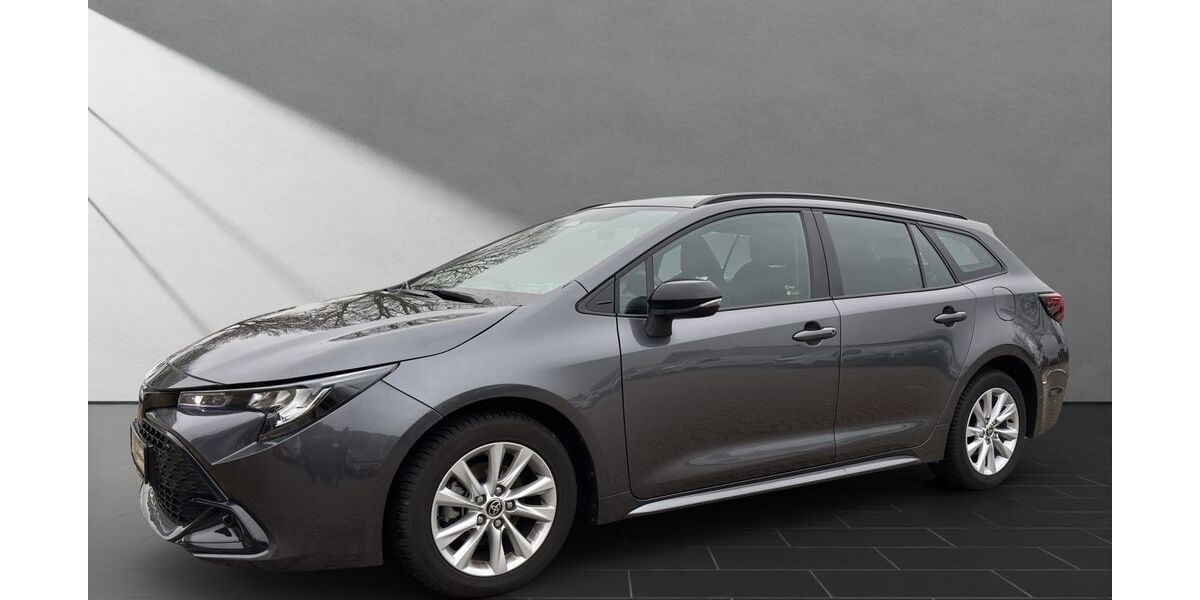 Toyota Corolla 12.647 km 27.450 &euro; Wesel 46485