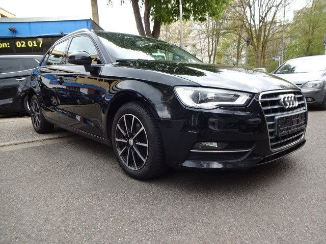Audi A3 208.000 km 7.400 &euro; Essen 45276