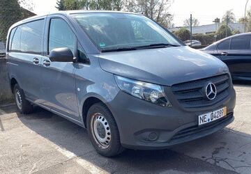 Mercedes-Benz Vito 273.000 km 12.500 &euro; Neuss 41460