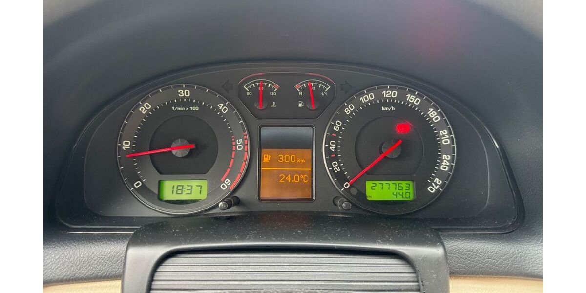 Skoda Superb 278.000 km 2.000 &euro; Duisburg 47259