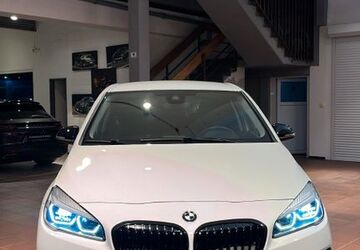 BMW 216 Active Tourer 88.000 km 13.900 &euro; Gelsenkirchen 45888
