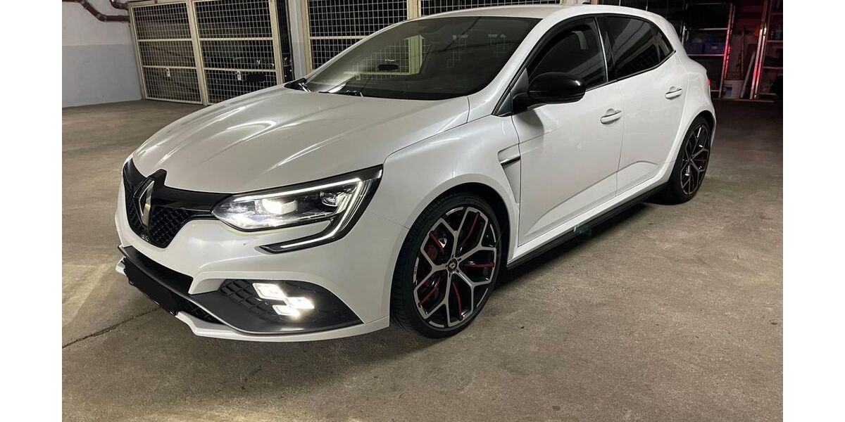 Renault Megane 101.800 km 24.000 &euro; Duisburg 47249