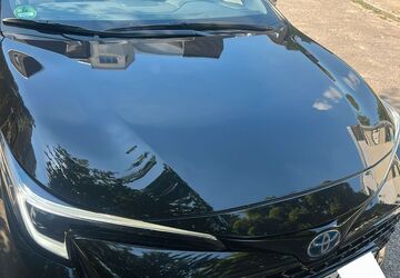 Toyota Corolla 171.000 km 18.500 &euro; Duisburg 47051