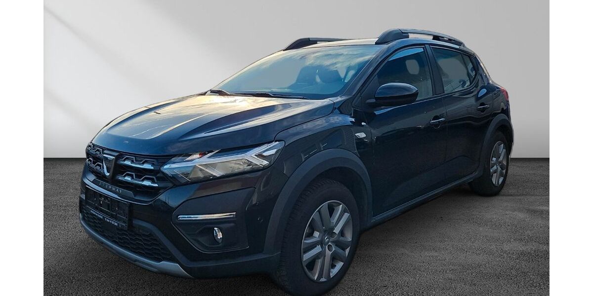 Dacia Sandero 30.600 km 13.950 &euro; Krefeld 47803