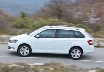 Skoda Fabia 83.237 km 9.500 &euro; Neuss 41468